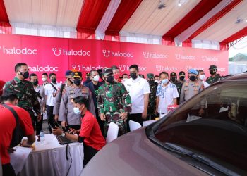 Kapolri dan Panglima Berharap Vaksinasi Drive Thru di Medan Jadi Role Model Wilayah Lain