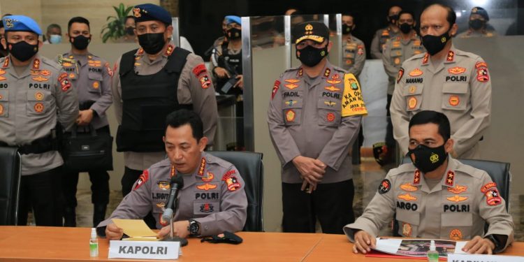 Kapolri Minta Polisi Tetap Layani Masyarakat Seperti Biasa, Namun Waspadai Aksi Terorisme
