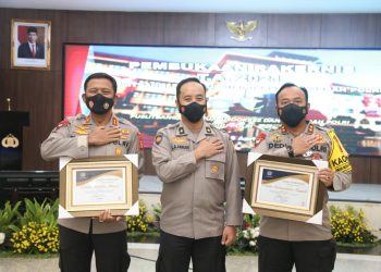 POLDA MALUKU UTARA TERIMA PENGHARGAAN TERBAIK I KINERJA PELAKSANAAN ANGGARAN T.A. 2020 DARI KEMENKEU RI