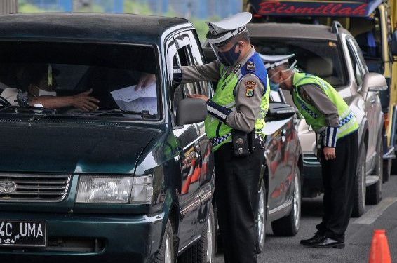 Polisi Wajibkan Pemudik Sebelum Masuk Jakarta Bawa Surat Bebas Covid-19