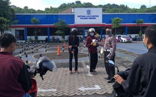 Peringati Hari Lahir Pancasila, Satlantas Polres Pekalongan Berikan Pelatihan SIM Gratis