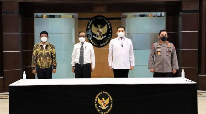 Kapolri, Jaksa Agung, Menkominfo Tandatangani SKB Pedoman Implementasi UU ITE