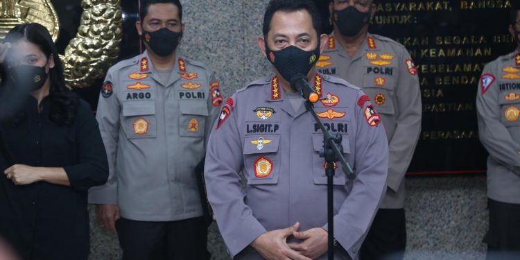 Kapolri Mutasi Pati dan Pamen, Berikut Daftarnya