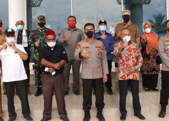 Polda Aceh Hadiri Tanam Raya Bawang Merah Di Kab Pidie