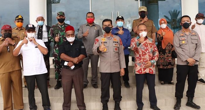 Polda Aceh Hadiri Tanam Raya Bawang Merah Di Kab Pidie