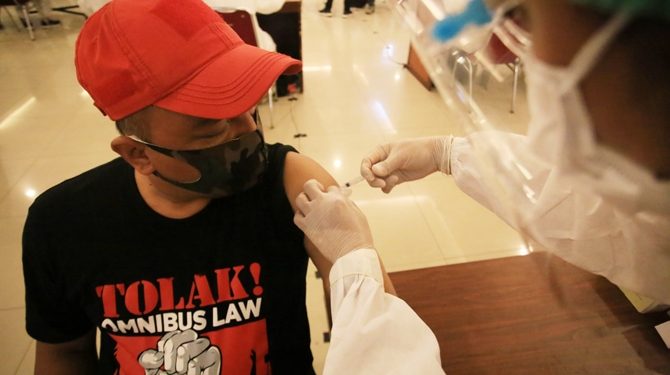 KSPI dan Polri Adakan Vaksinasi Presisi kepada 30 Ribu Buruh di Jabar