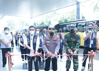 Kapolri Lepas Bus Vaksinasi Keliling Percepat Herd Immunity