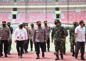 Panglima TNI, Kapolri dan Menpora Tinjau Kesiapan Stadion dan Arena Akuatik PON XX