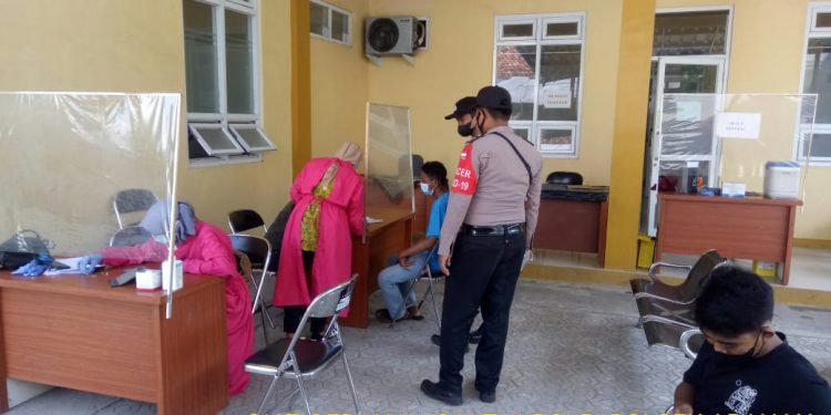 Tingkatkan Vaksinasi Presisi  Anggota Polsek Arahan Giat PAM Dan Monitoring