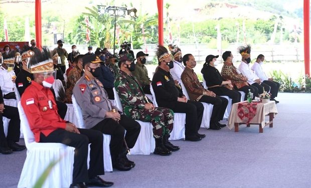 Kapolri Dampingi Presiden Jokowi Resmikan 7 Arena PON XX Papua