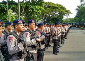 Sebanyak Dua Ribu Aparat Gabungan Amankan Aksi Pemuda Pancasila di Gedung DPR dan Demo Buruh di Patung Kuda