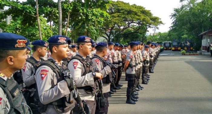 Sebanyak Dua Ribu Aparat Gabungan Amankan Aksi Pemuda Pancasila di Gedung DPR dan Demo Buruh di Patung Kuda