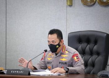 Kapolri Jenderal Listyo Sigit Prabowo memaparkan peluncuran 15 aplikasi layanan publik berbasis teknologi informasi untuk memudahkan masyarakat