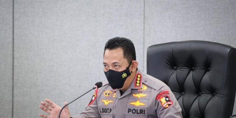 Kapolri Jenderal Listyo Sigit Prabowo memaparkan peluncuran 15 aplikasi layanan publik berbasis teknologi informasi untuk memudahkan masyarakat