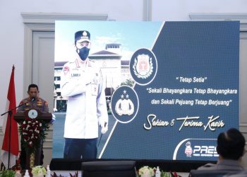 Kapolri : Buku Bhayangkara Sejati Mengabdi Tanpa Henti jadi Renungan Polri untuk Lebih Baik