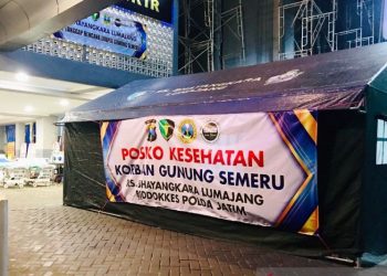 Polisi Bangun Posko Kesehatan Bantu Korban Erupsi Gunung Semeru