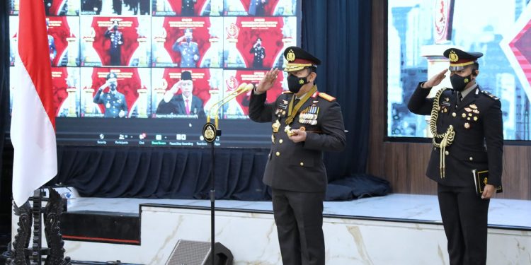 Sematkan Bintang Bhayangkara Pratama, Kapolri Komitmen Terus Lakukan Pembenahan Organisasi dan Pelayanan