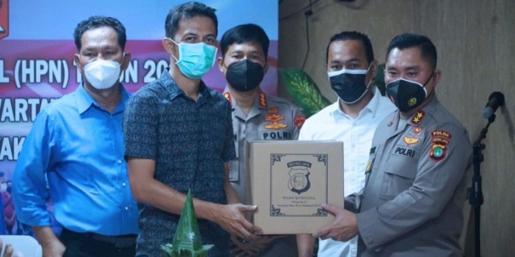 Polda Metro Jaya Sediakan Vaksinasi Booster Bagi Wartawan di Hari HPN