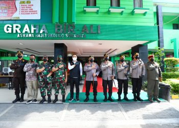 Kapolri Imbau Masyarakat Terpapar Covid-19 Dirawat di Isoter