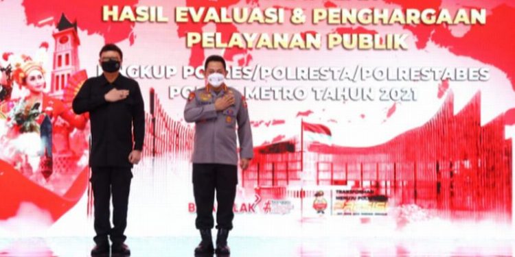 Kapolri Wujudkan Pelayanan Publik yang Prima, Tak Ada Kata Lain Siap dan Laksanakan