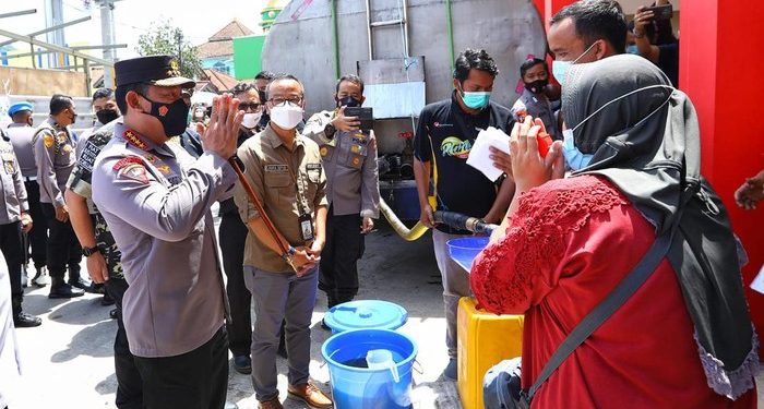 Dialog dengan Kapolri, Pedagang di Soreang Girang Minyak Goreng Curah Tersedia