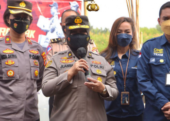 Polri Bagikan Ribuan Paket Sembako Rayakan HUT Bhayangkara 76