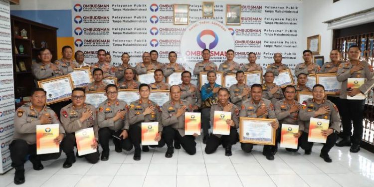 Polda Sumut Raih Predikat Kepatuhan Teritinggi Di Polri dari Ombudsman