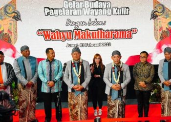 Sinergitas TNI-Polri Lestarikan Budaya dengan Gelaran Wayang Kulit