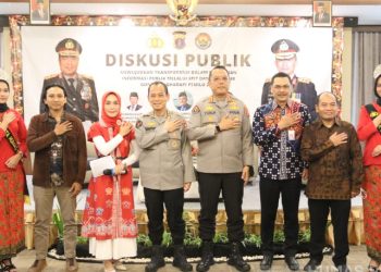 Divisi Humas Polri Gelar Diskusi Publik Pelayanan Informasi Publik Jelang Pemilu 2024