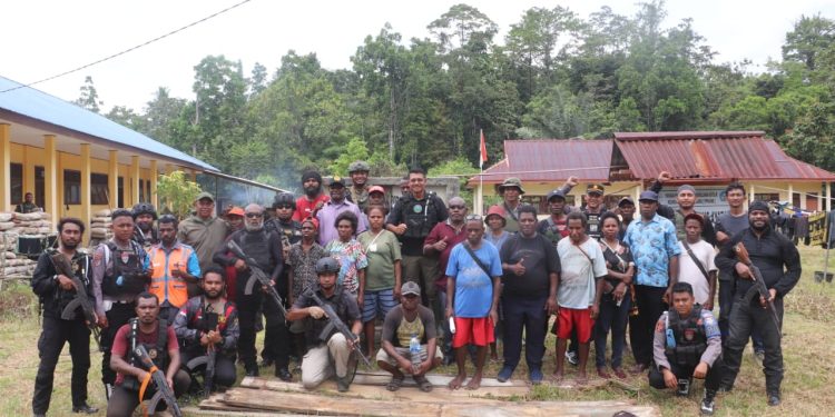 Hampir 2 Tahun Pengungsi Korban Penyerangan KKB di Maybrat Akhirnya Pulang