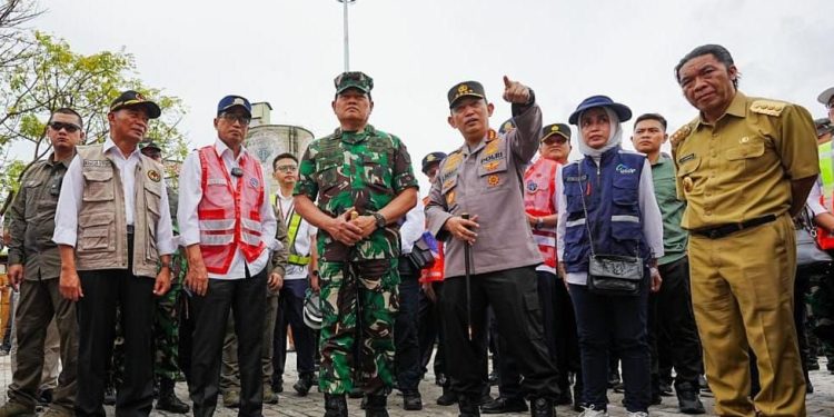 Kapolri Pastikan Mudik 2023 Aman untuk Masyarakat Saat Tinjau Pelabuhan Merak