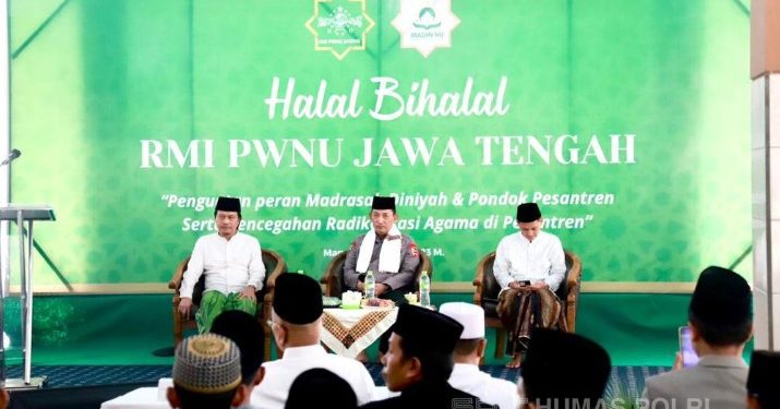 Kapolri Hadiri Halal Bihalal RMI PWNU Jateng