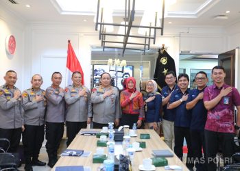 Wakapolri Terima Audiensi PT POS Indonesia, Bahas Kolaborasi Layanan Jasa Kurir dan Logistik