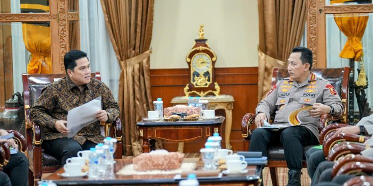 Foto Kapolri dan Ketua PSSI Rapat Pengamanan Rangkaian Piala Dunia U-17