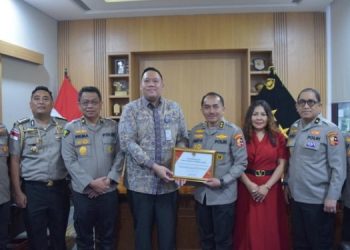 Penghargaan dari KBRI Singapura kepada Polri atas Identifikasi Korban Kecelakaan Kapal di Wilayah Horsburgh Lighthouse Singapura