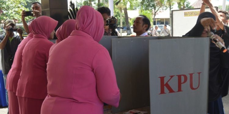 Istri Polisi Bisa Ikut Pemilu
