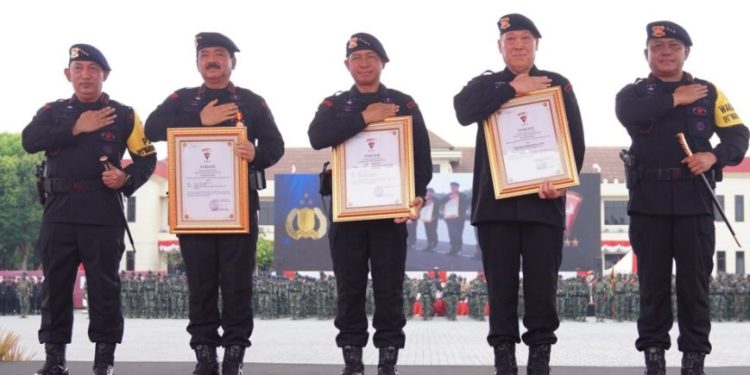 Penghargaan dan Perayaan HUT ke-78 Brimob Polri