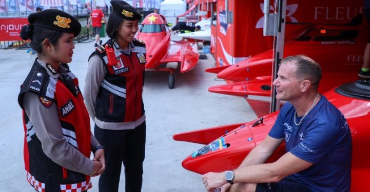 Pengamanan F1 Superboat