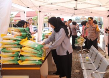 Polres Pringsewu Gelar Bazar Murah Sambut Ramadhan dan Idul Fitri 2024