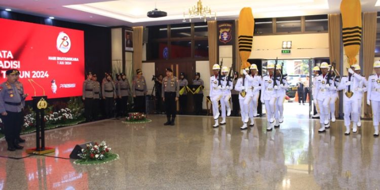 Kapolri Jenderal Listyo Sigit Prabowo, memimpin Upacara Pemuliaan Nilai-Nilai Luhur Tribrata Tahun 2024 di Gedung Rupattama Mabes Polri