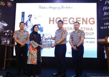 Peluncuran buku berjudul 'Hoegeng: Moral, Etika, dan Jalan Hidup' oleh Sespimti Dikreg ke-33 resmi diperkenalkan dalam acara yang digelar di Balai Budaya, Menteng, Jakarta Pusat pada Rabu (10/7/2024).