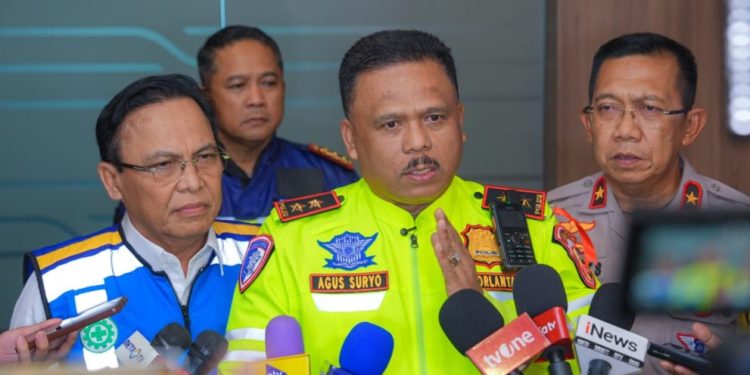 Kepala Korps Lalu Lintas (Kakorlantas) Polri Irjen Pol Drs. Agus Suryonugroho S.H, M.Hum 1