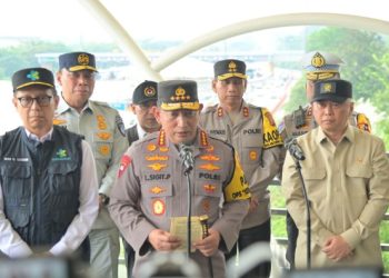 Kapolri Cek Arus Balik Lebaran di Tol Cikatama 1