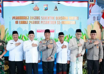 penanaman jagung bersama santri untuk ketahanan pangan nasional