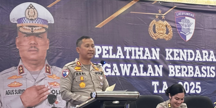 pelatihan kendaraan R4 pengawalan berbasis baterai Korlantas Polri